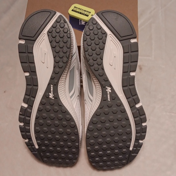 SKETCHERS ORTHOLITE  GO RUN SNEAKERS. SZ.11 MENS NWT - Picture 3 of 6